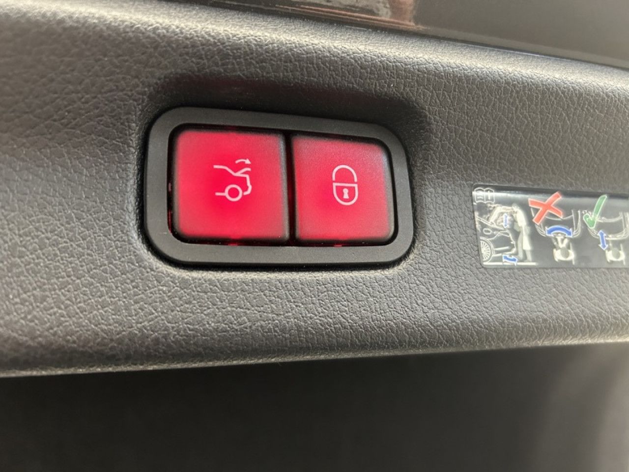 Photo du v&eacute;hicule 17 / 18