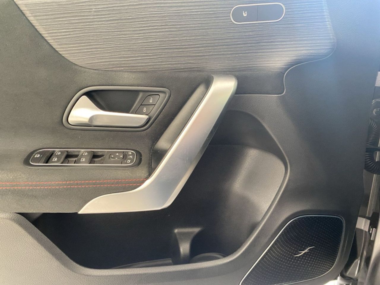 Fahrzeugbild 18 / 19