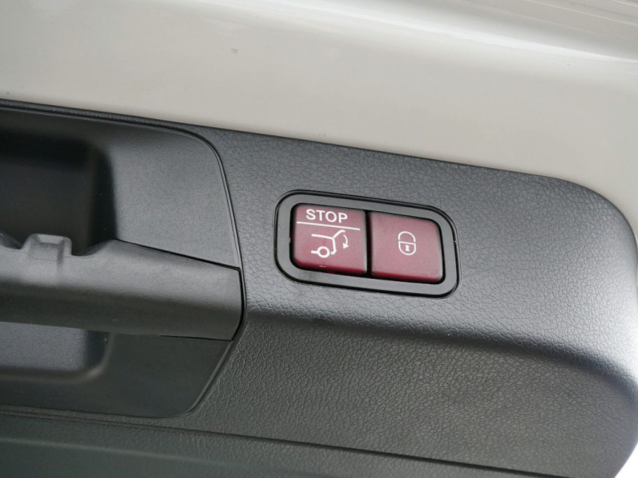 Mercedes-Benz GLB – Bild 12