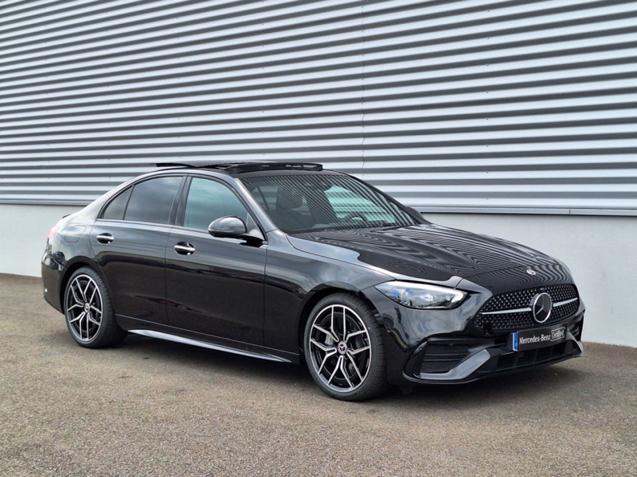 Photo du v&eacute;hicule 8 / 18