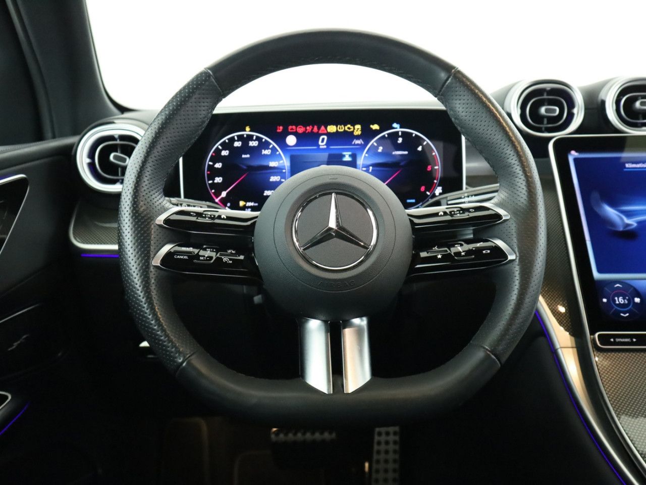 Mercedes-Benz GLC – Bild 11