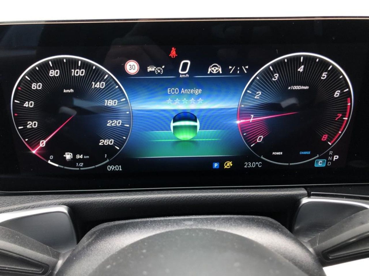 Mercedes-Benz GLB – Bild 9