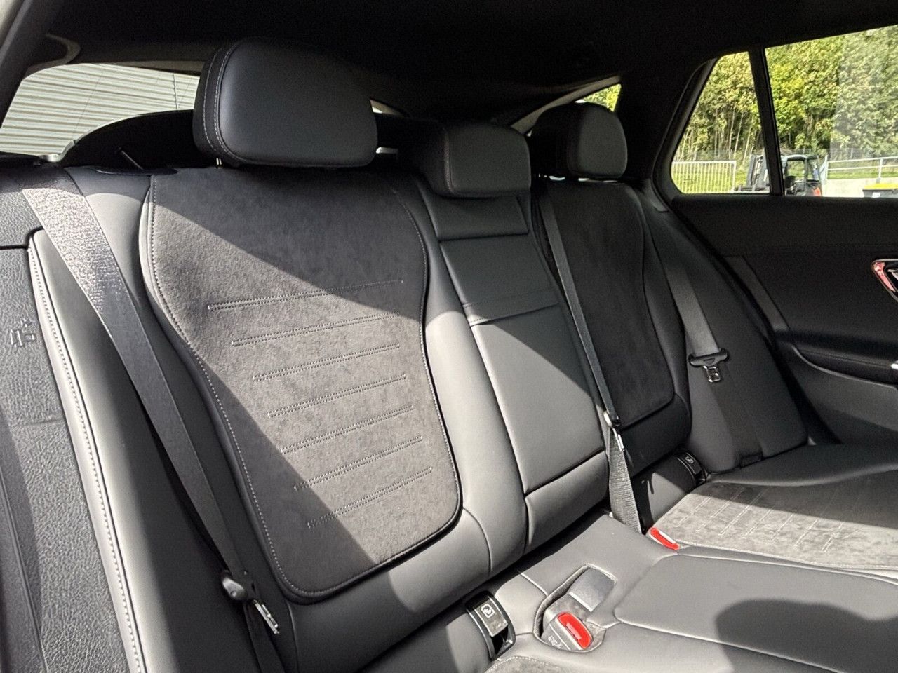 Mercedes-Benz C-Klasse – Bild 17