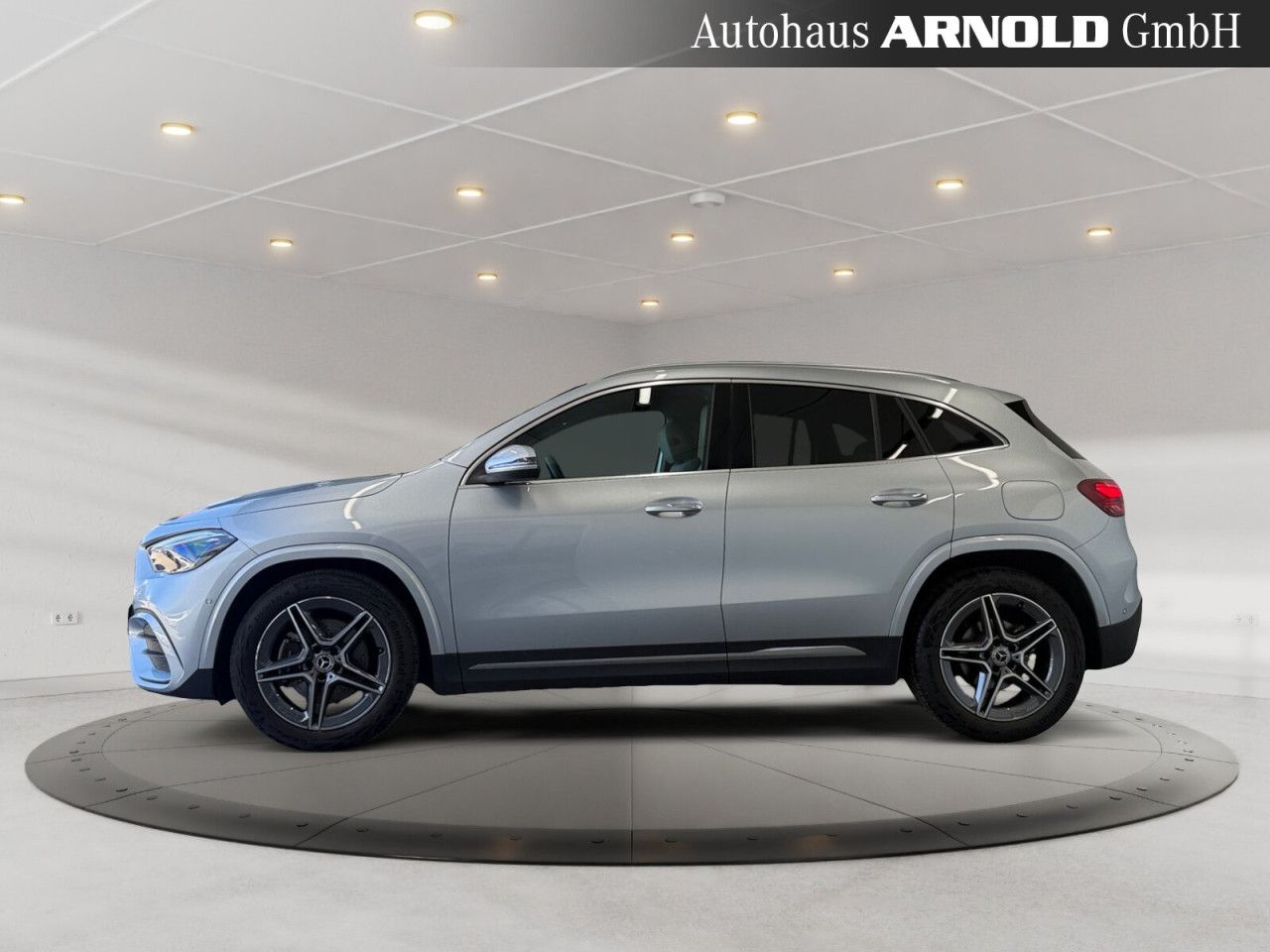 Mercedes-Benz GLA – Bild 2