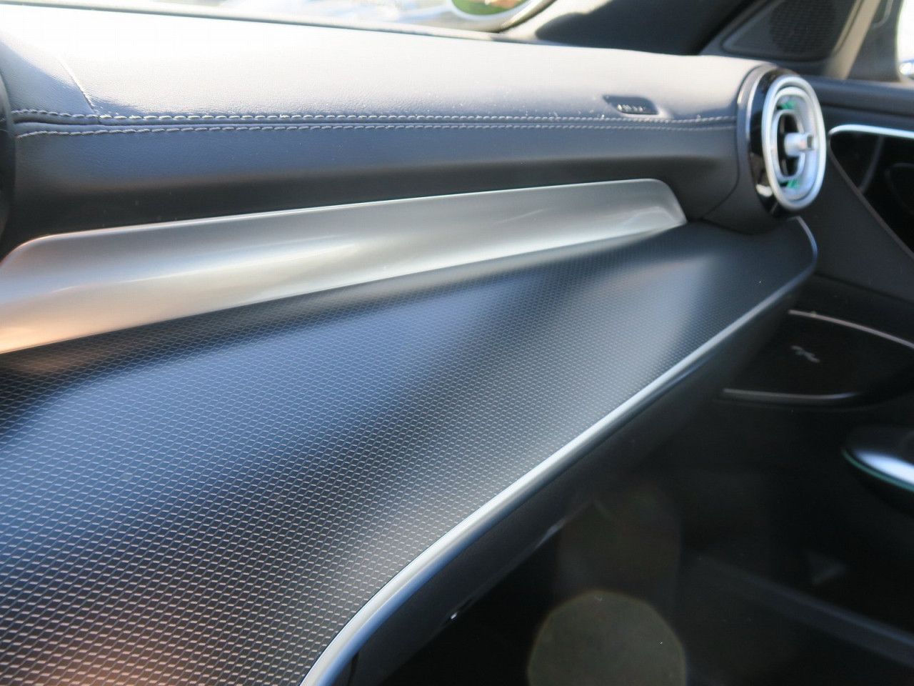 Mercedes-Benz C-Klasse – Bild 17