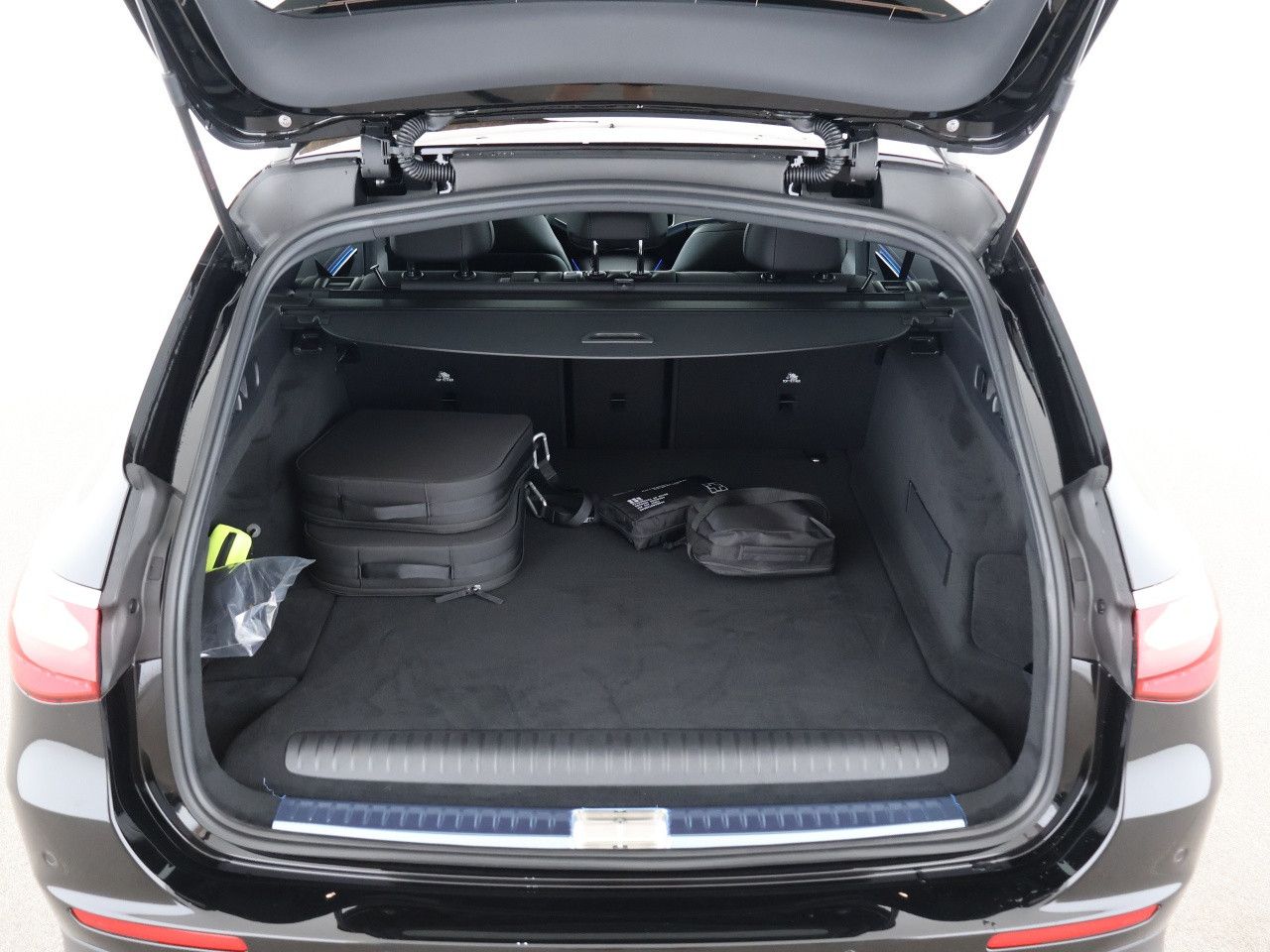 Mercedes-Benz E-Klasse – Bild 15