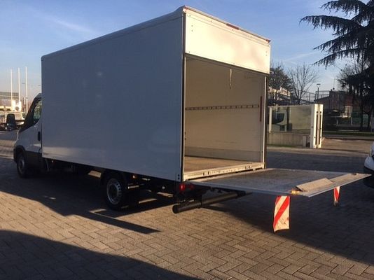 Vehicle image 7 / 11
