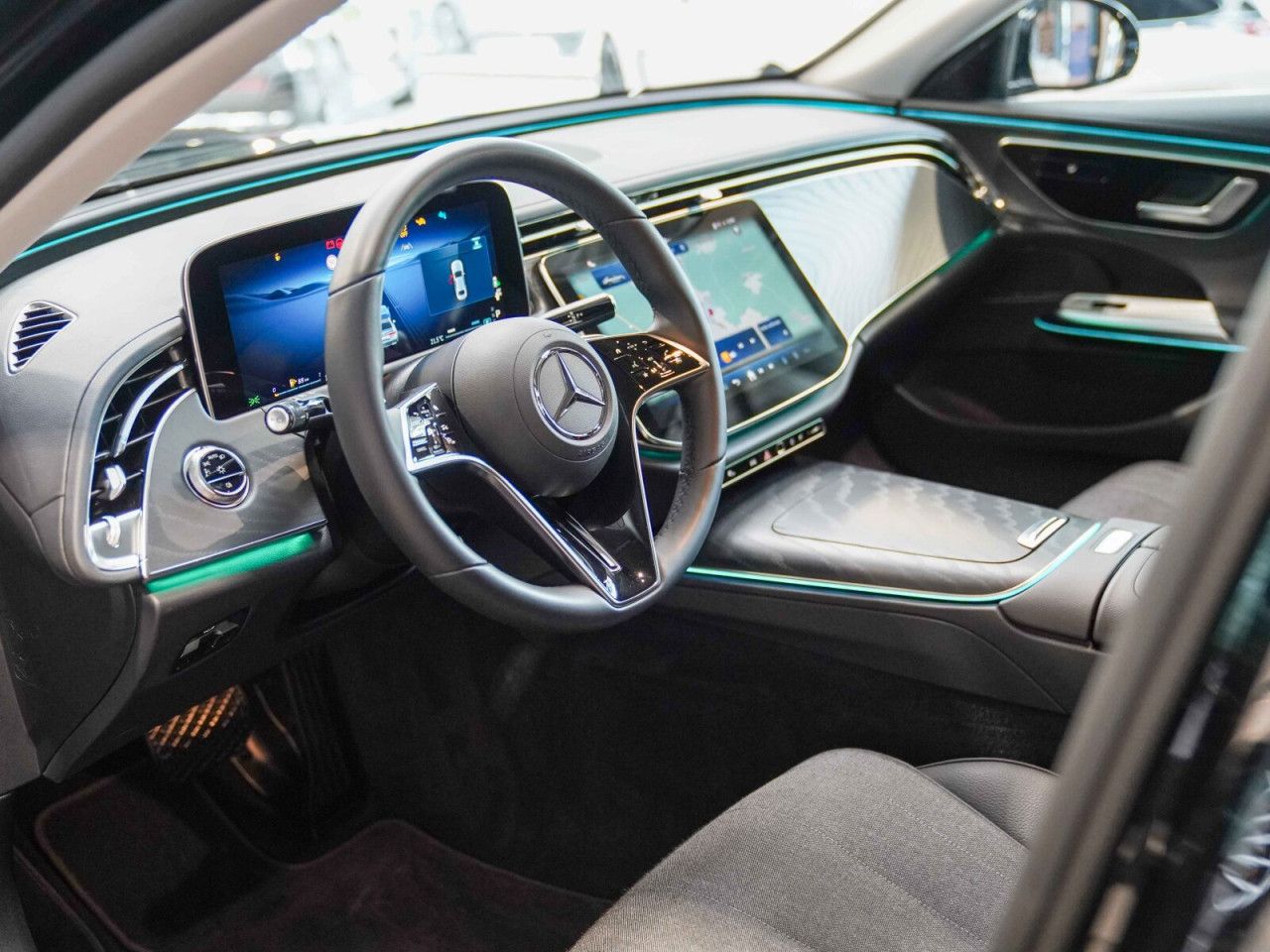Mercedes-Benz E-Klasse – Bild 15