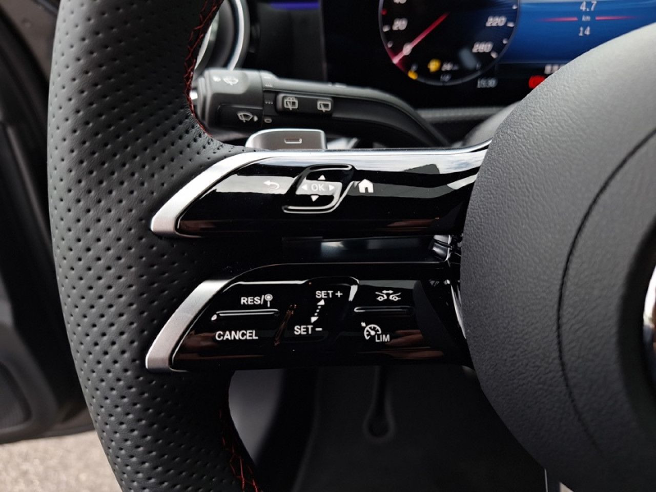 Photo du v&eacute;hicule 17 / 18