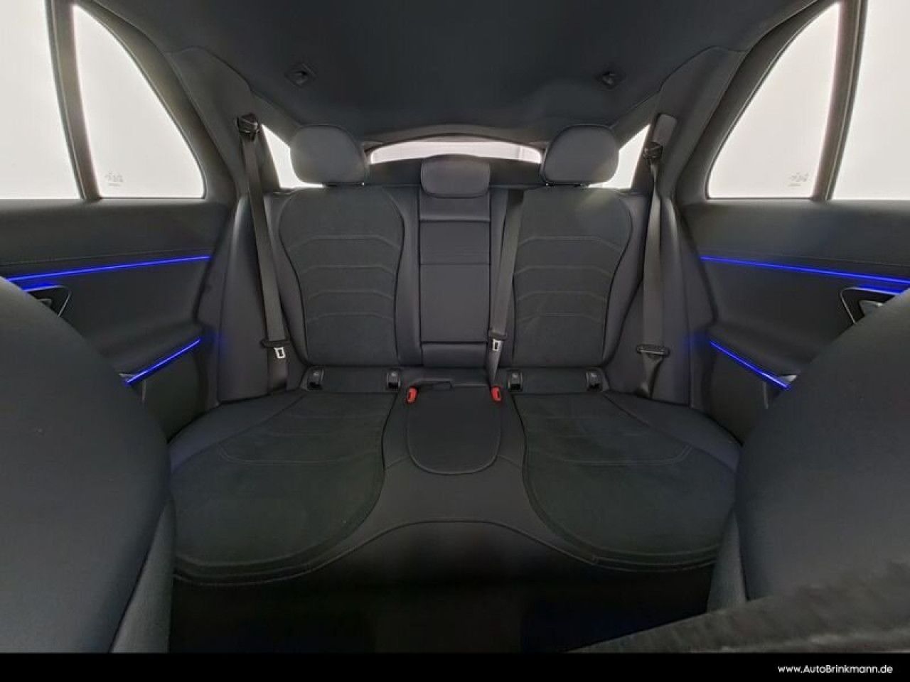 Mercedes-Benz E-Klasse – Bild 8