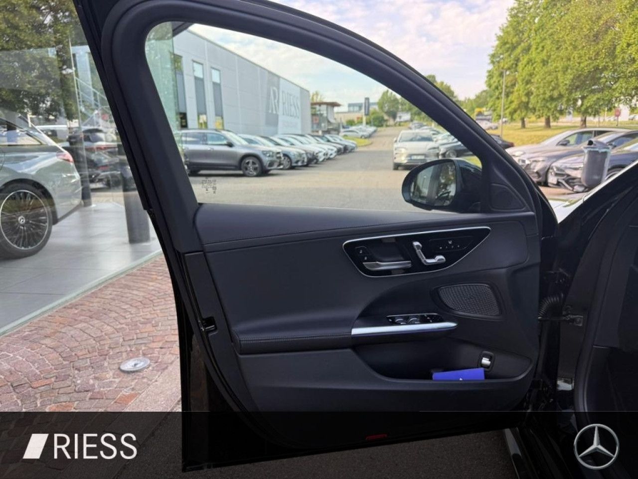 Mercedes-Benz C-Klasse – Bild 3