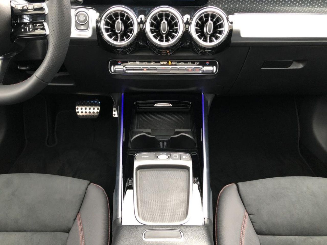 Mercedes-Benz GLB – Bild 14