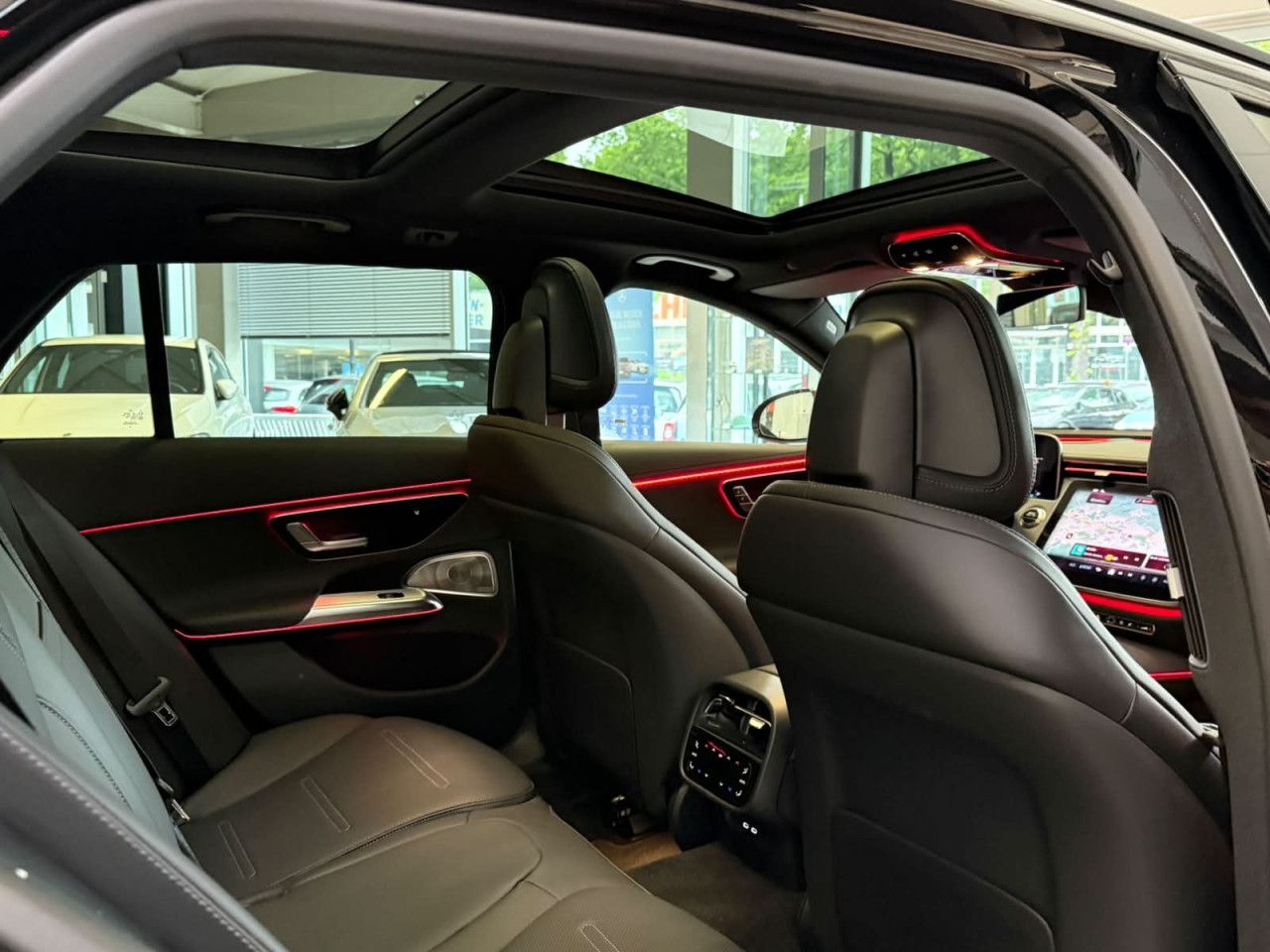Mercedes-Benz E-Klasse – Bild 21