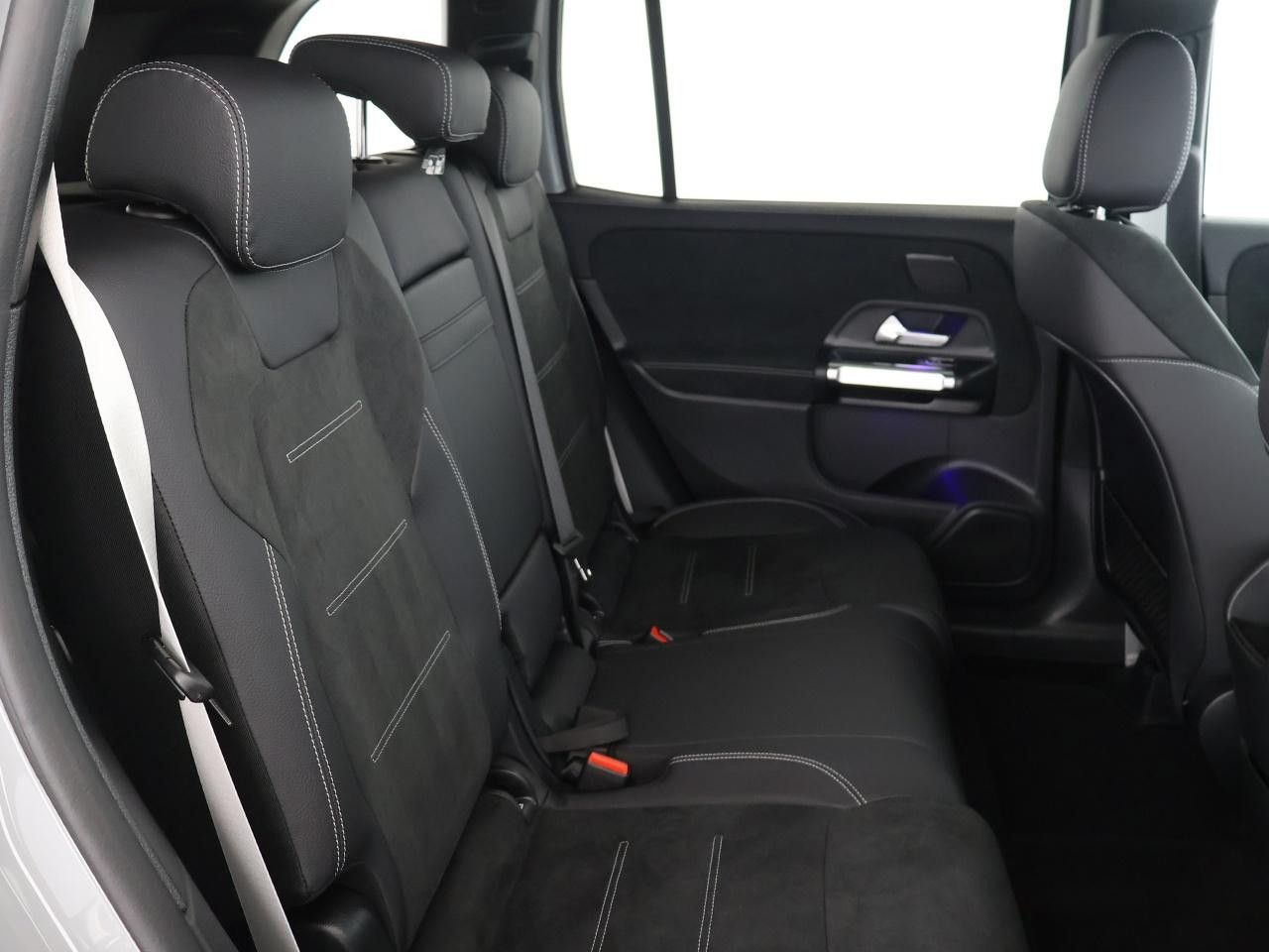Mercedes-Benz GLB – Bild 14