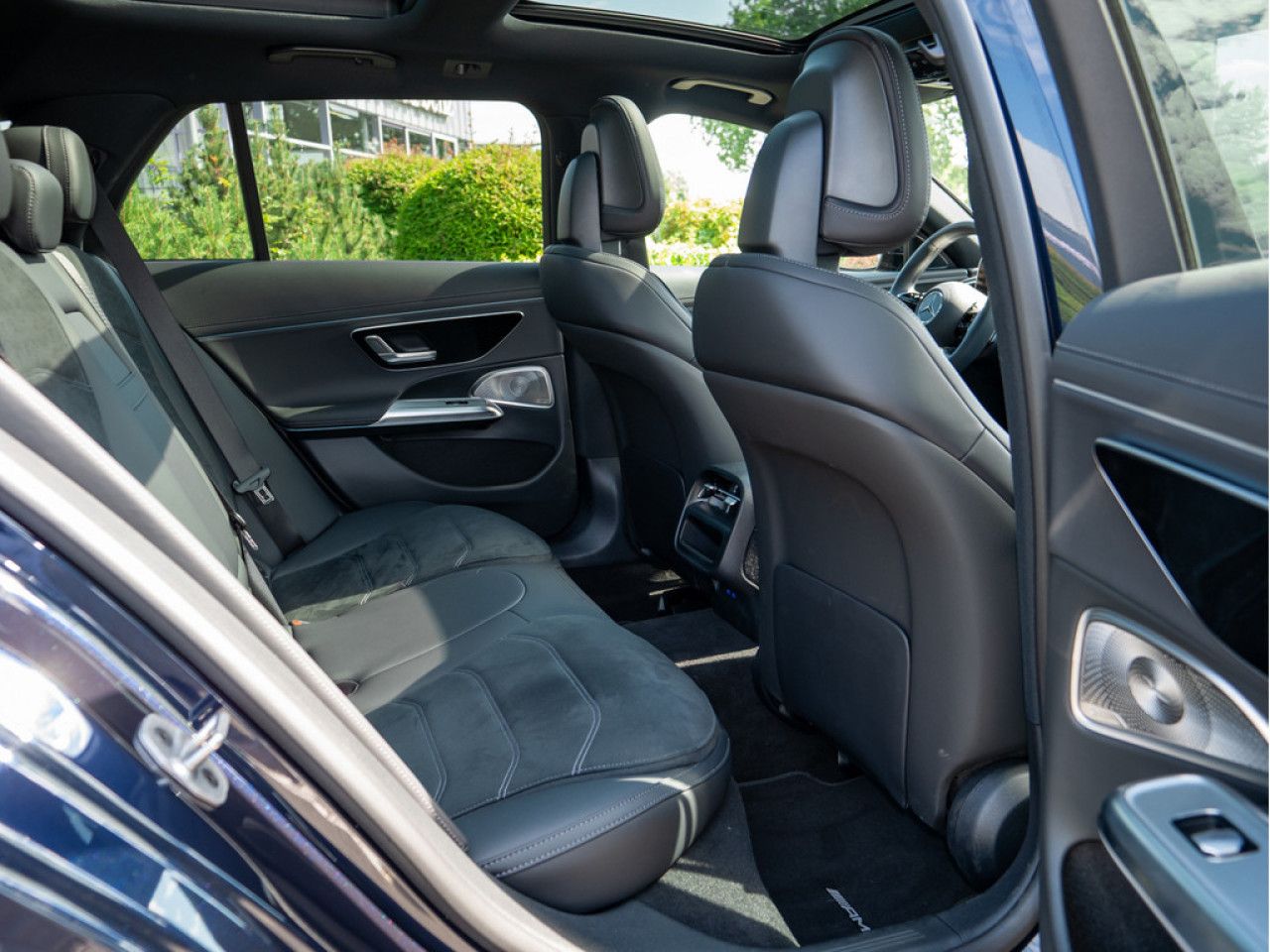 Mercedes-Benz E-Klasse – Bild 4