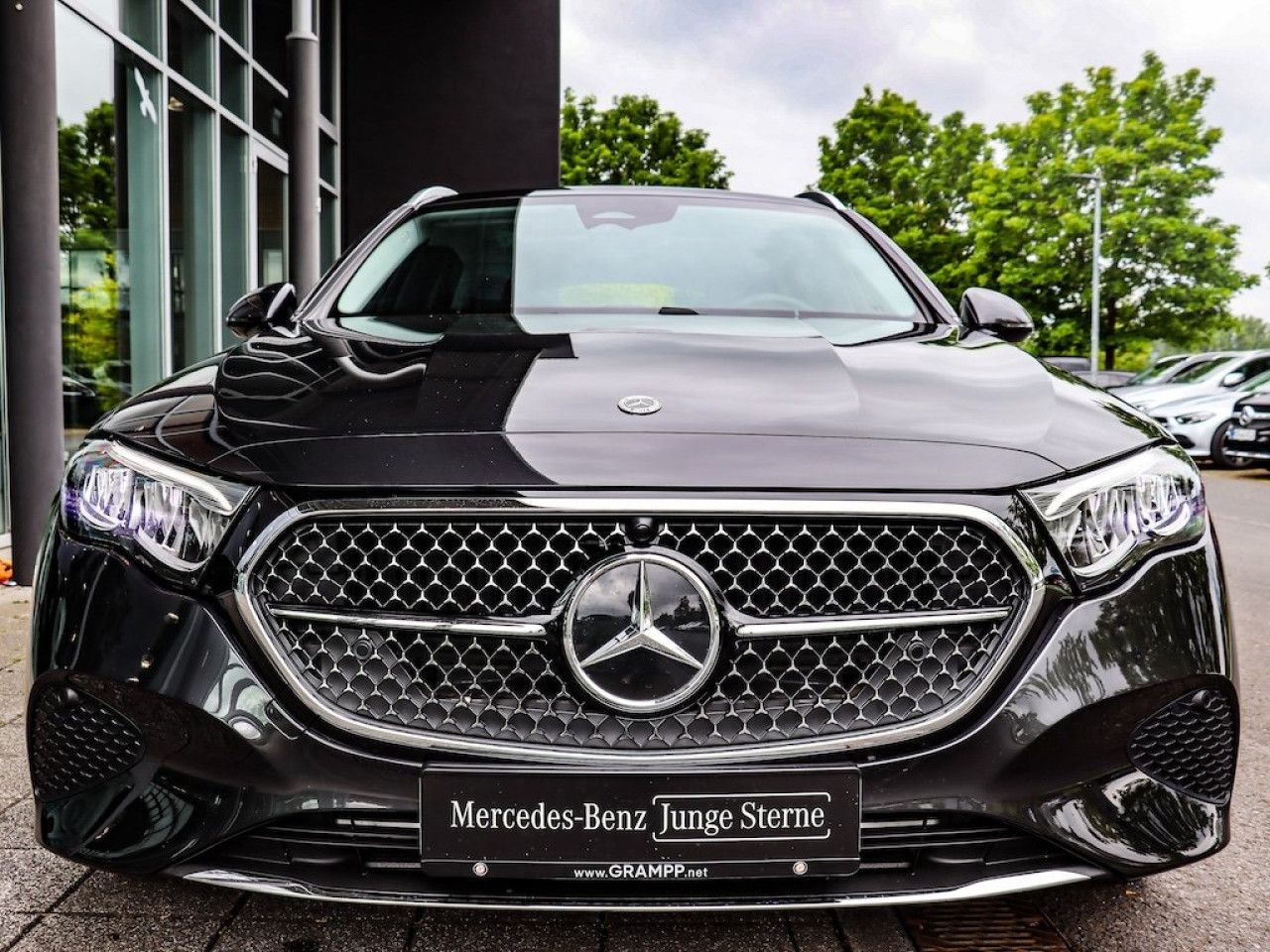 Mercedes-Benz E-Klasse – Bild 2