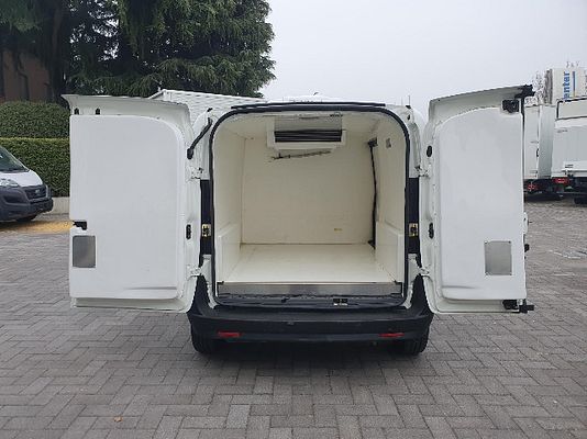 Vehicle image 7 / 10