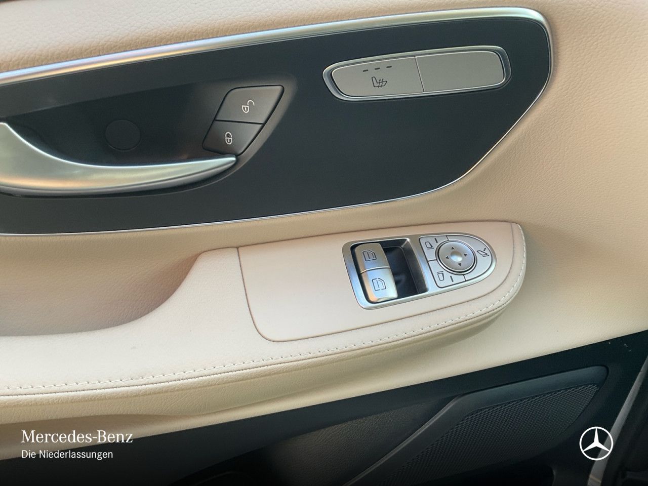 Fahrzeugbild 11 / 15