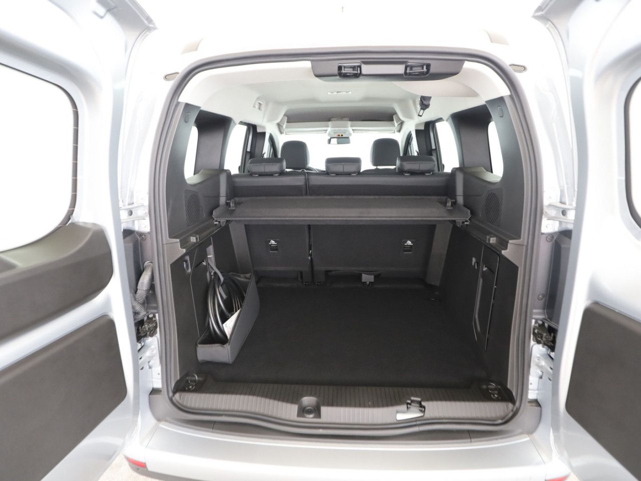 Mercedes-Benz EQT – Bild 13