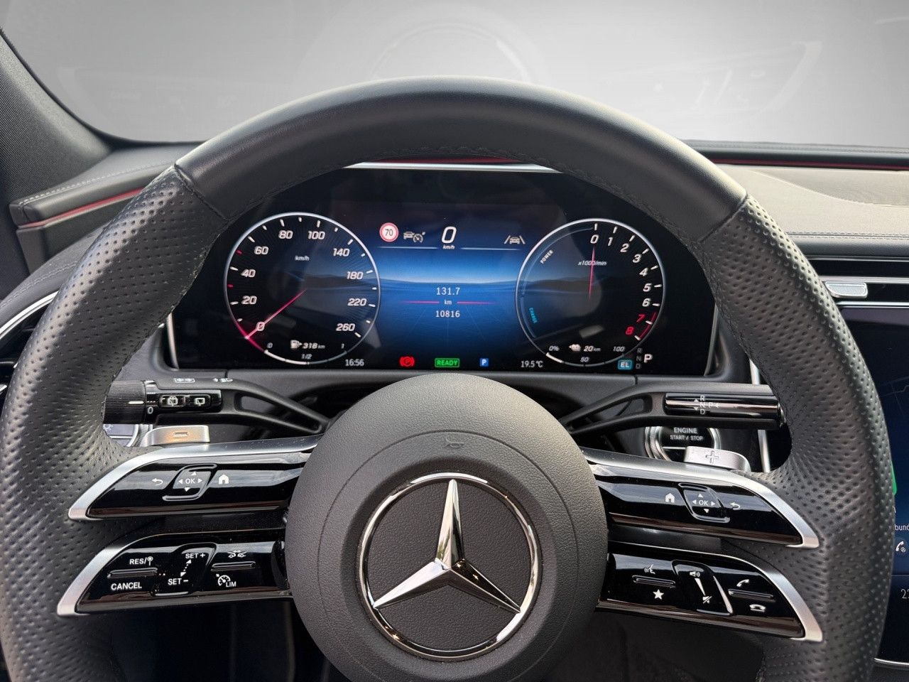 Mercedes-Benz E-Klasse – Bild 18