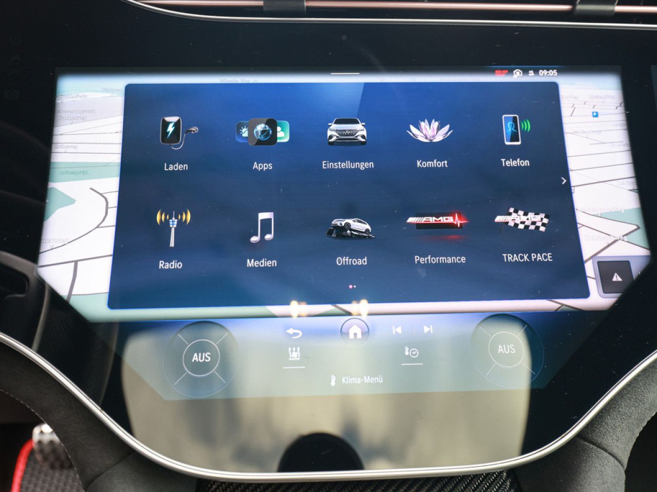 Mercedes-Benz EQE SUV – Bild 14