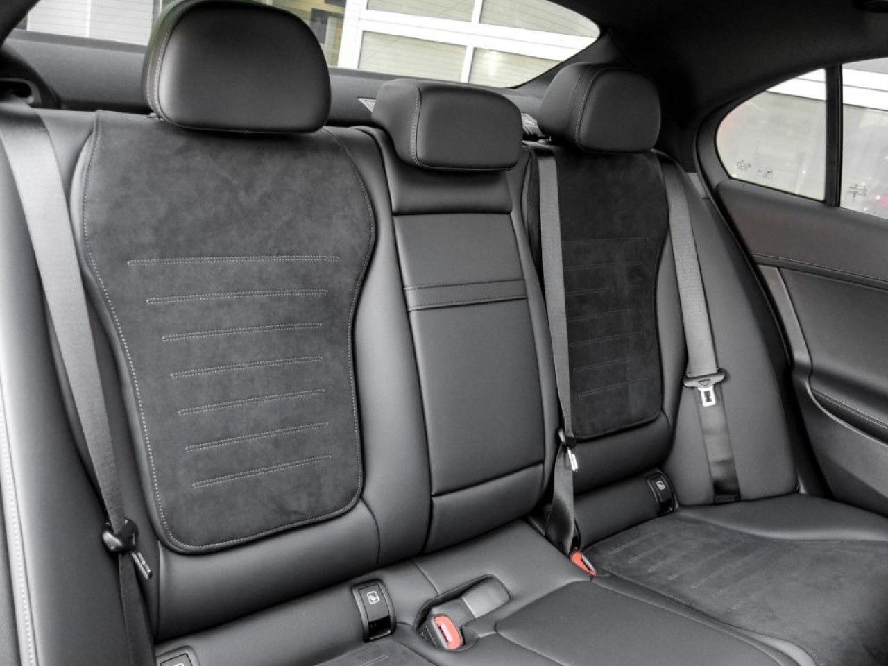 Mercedes-Benz C-Klasse – Bild 4