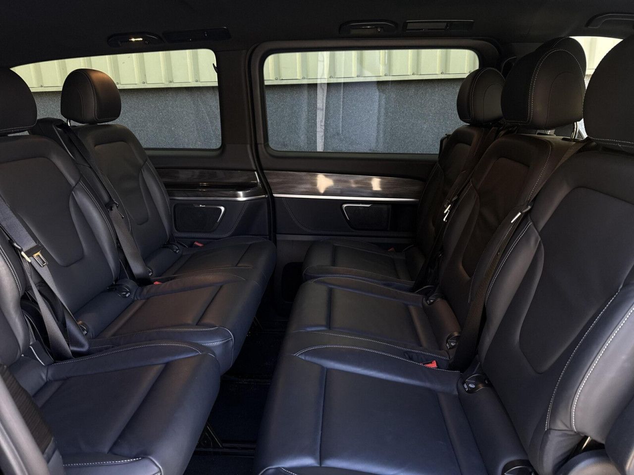 Zdjęcie pojazdu 17 / 24