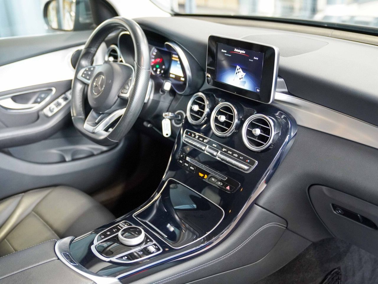 Fahrzeugbild 11 / 15