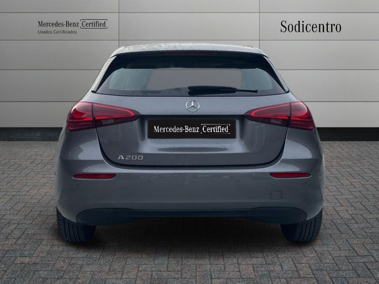 Imagem do veículo 8 / 20