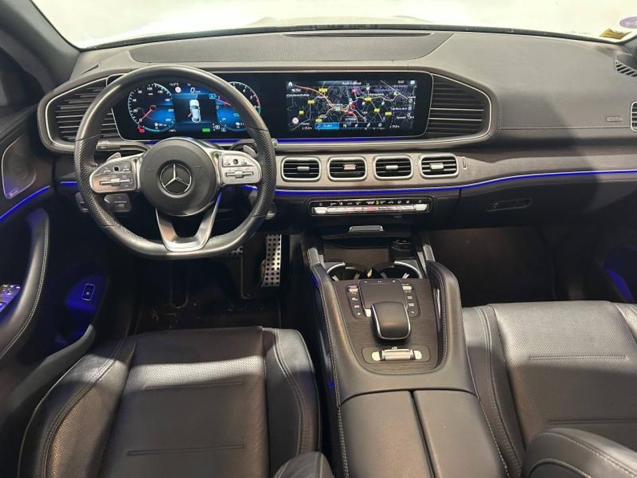 Photo du v&eacute;hicule 9 / 18