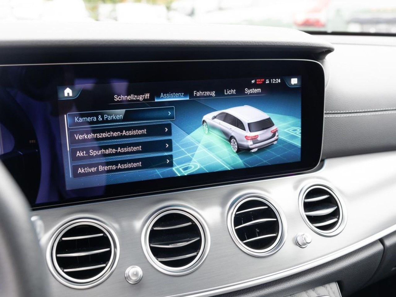 Mercedes-Benz E-Klasse – Bild 13