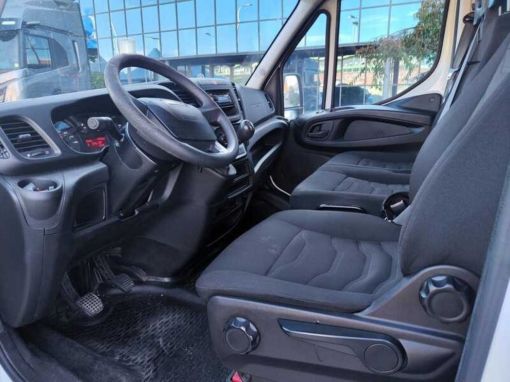 IVECO | 35C13 FURGONE CON SPONDA