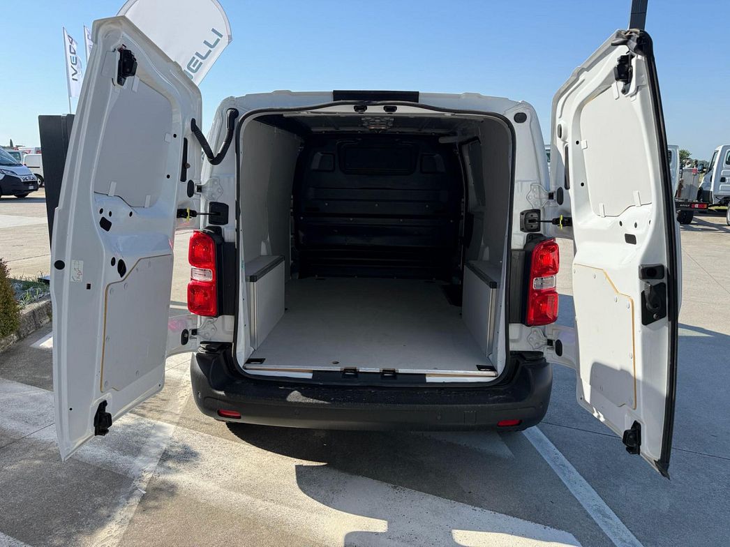 Opel | VIVARO 2.0 145 L2H1