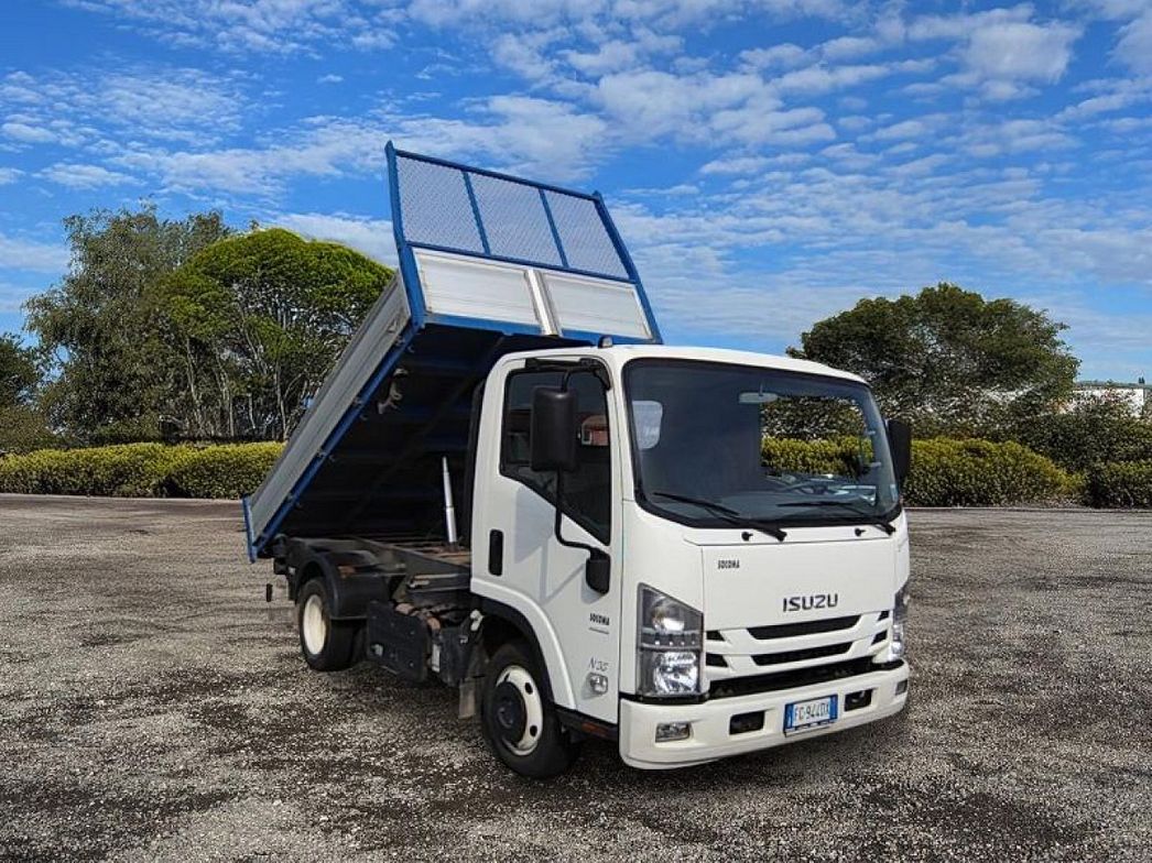 Isuzu | N35