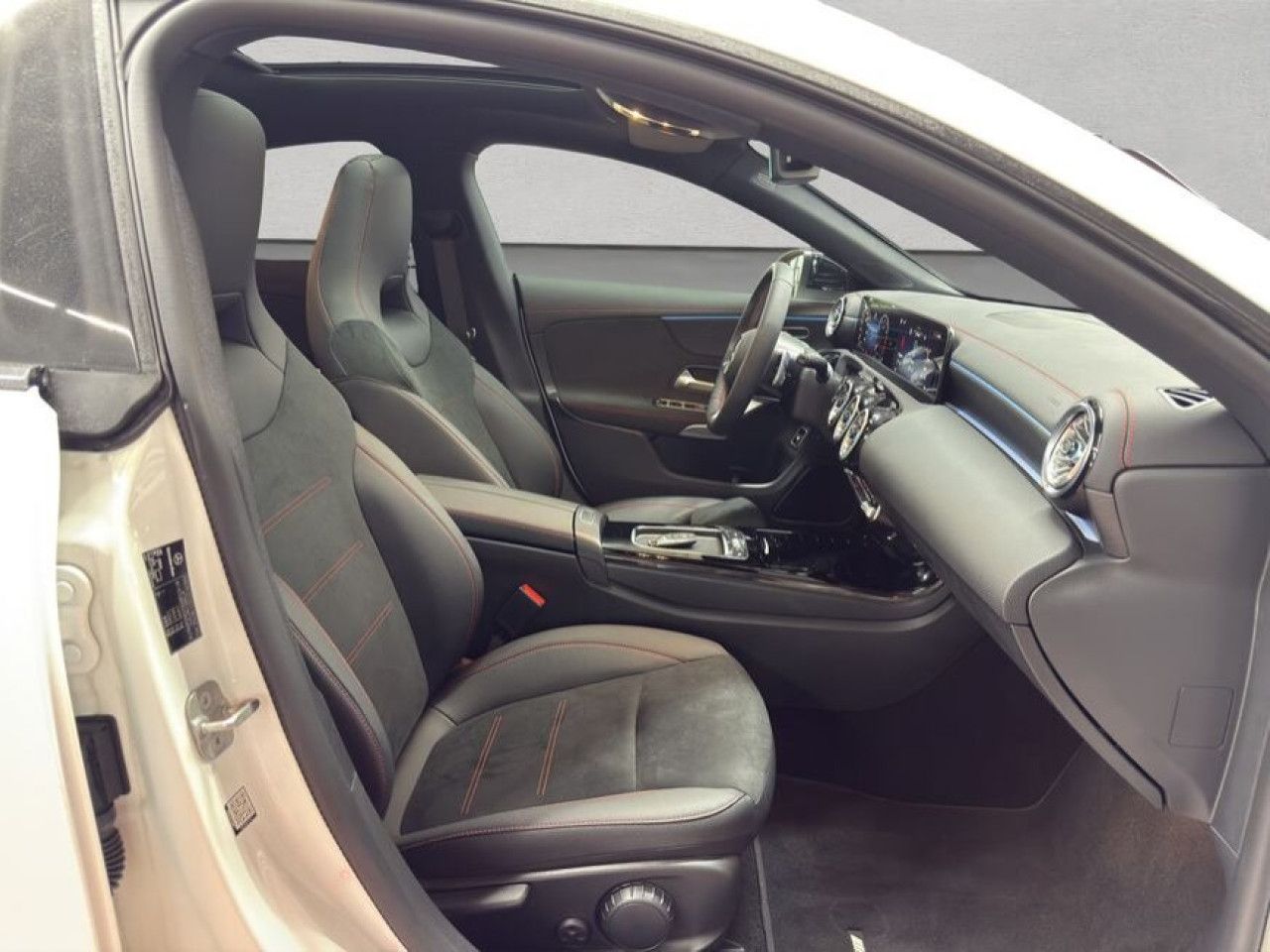 Fahrzeugbild 19 / 25