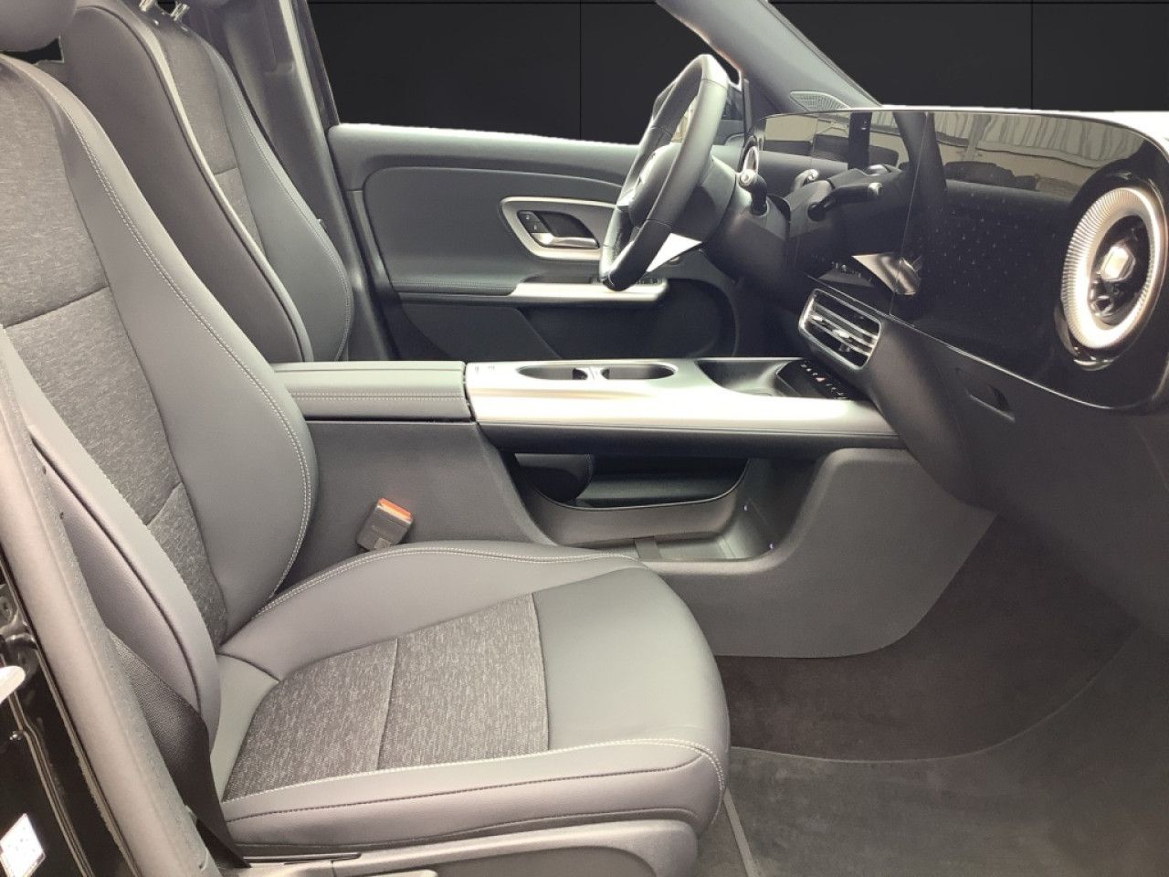 Mercedes-Benz GLB – Bild 6