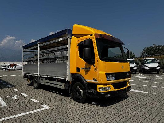 Vehicle image 7 / 11