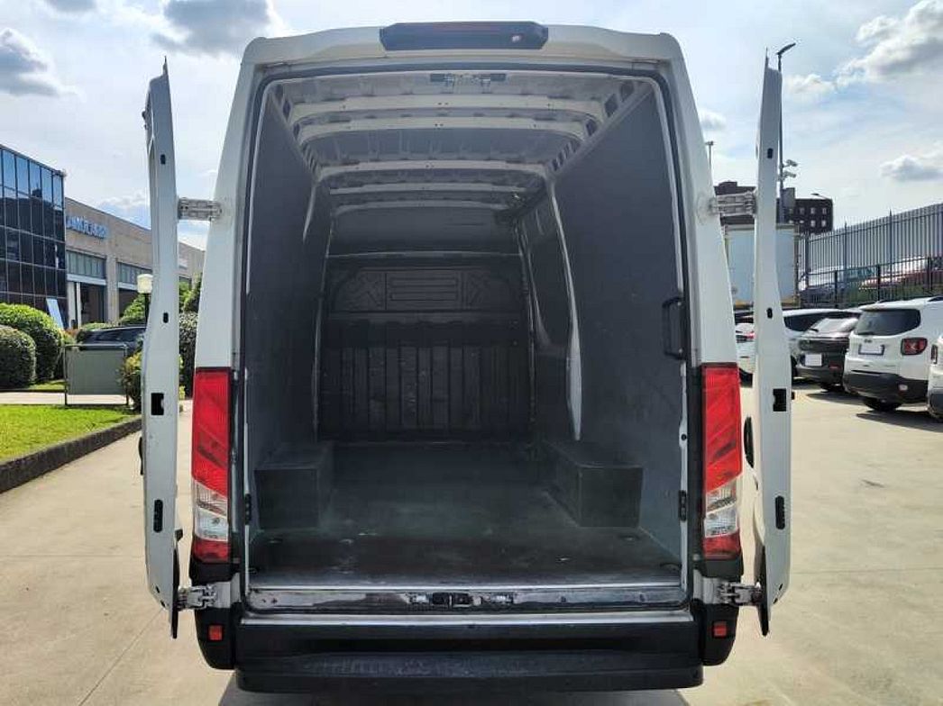 IVECO | 35S14V H2 3520L