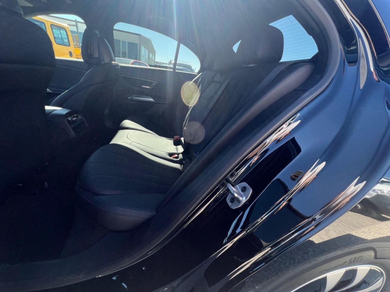 Mercedes-Benz E-Klasse – Bild 23