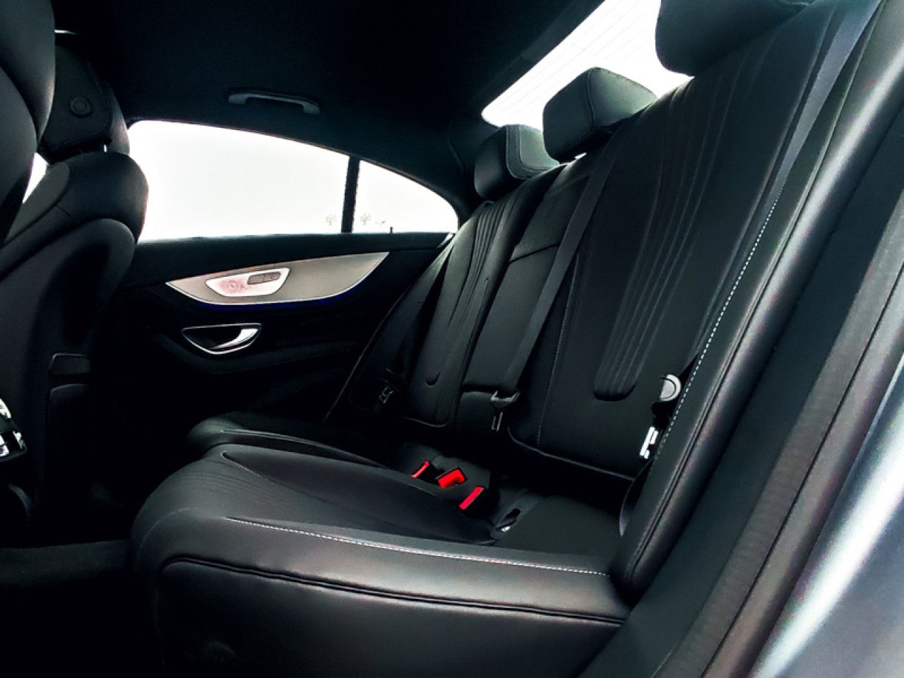 Imagem do veículo 2 / 6