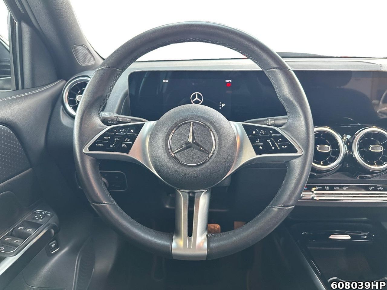 Mercedes-Benz GLB – Bild 9