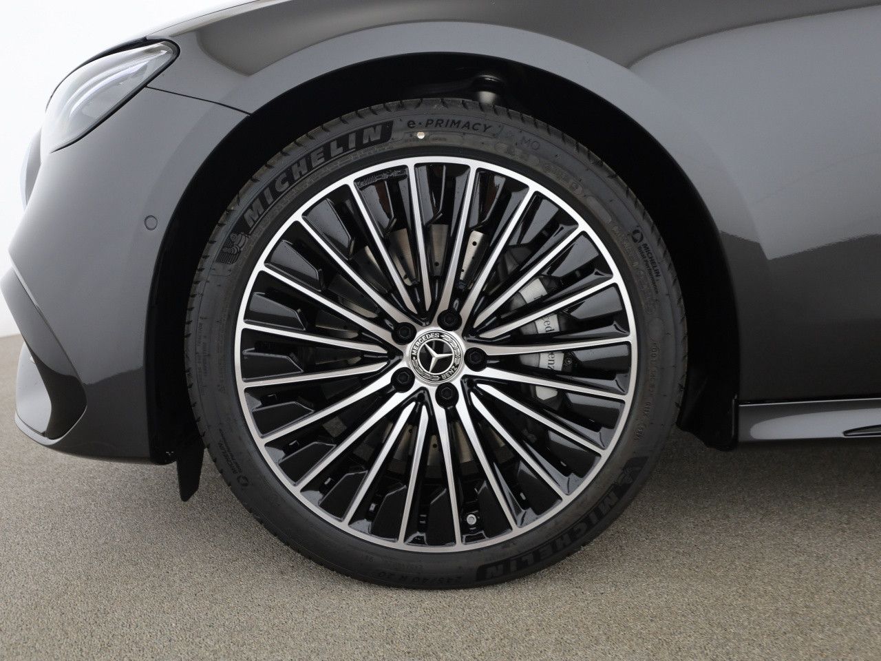 Mercedes-Benz E-Klasse – Bild 16