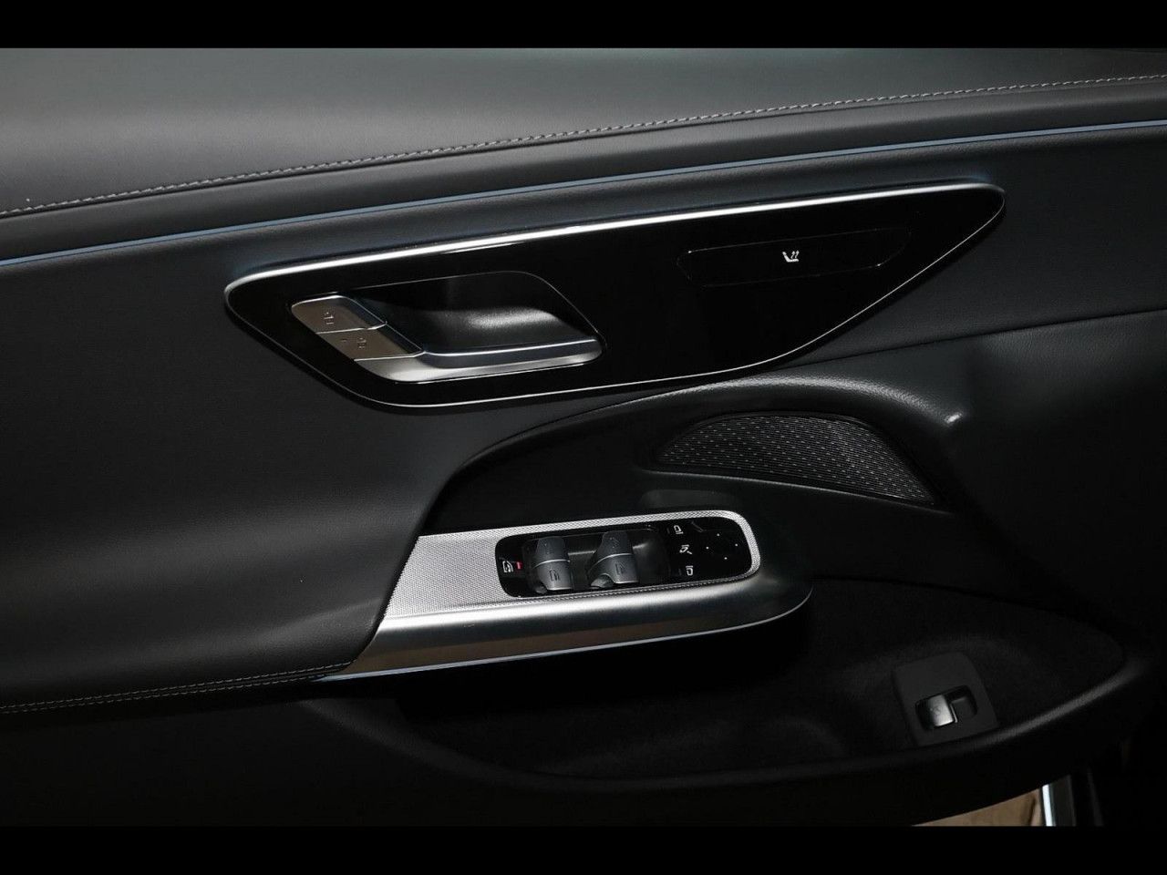 Mercedes-Benz E-Klasse – Bild 11