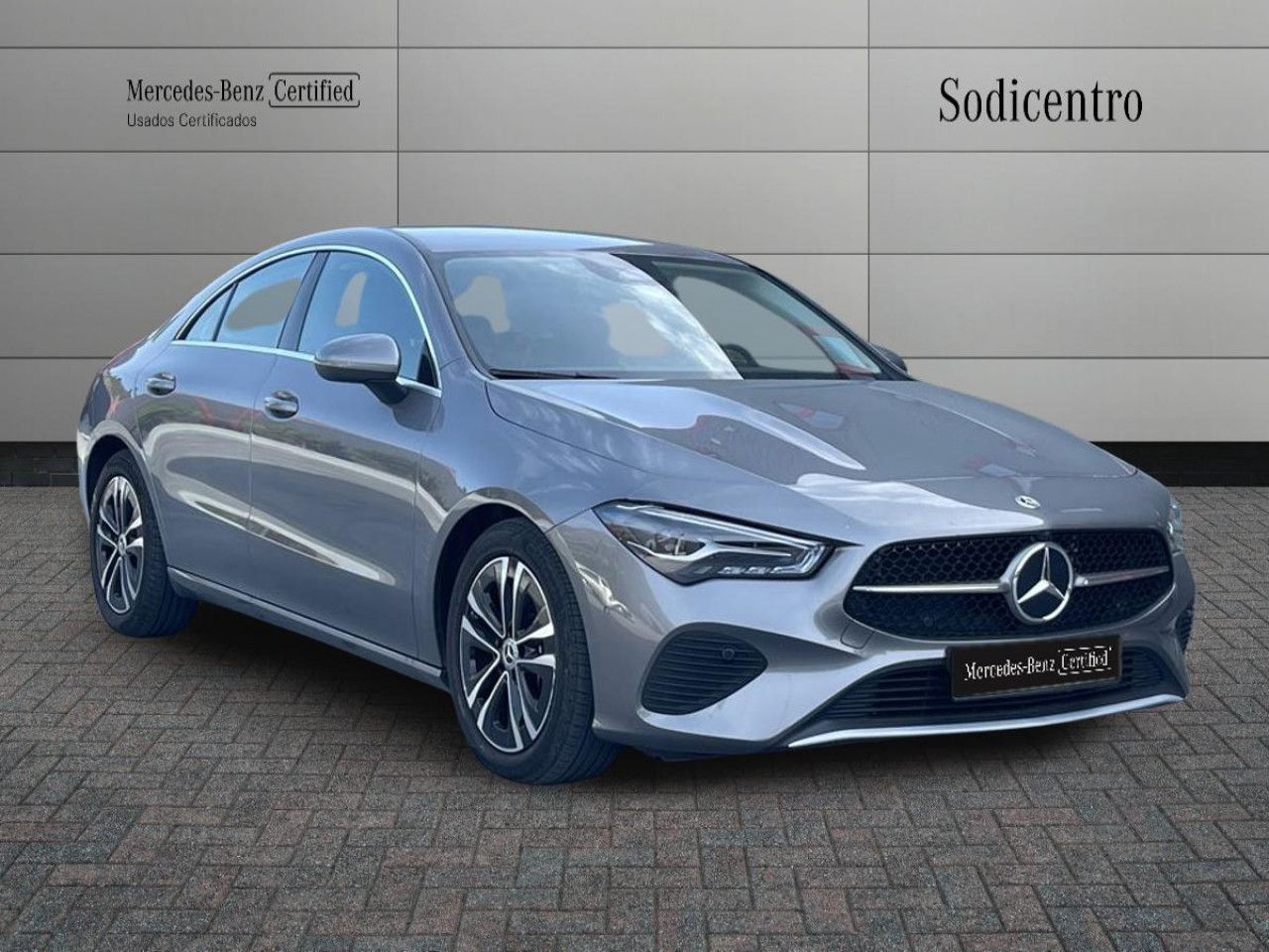 Imagem do ve&iacute;culo 2 / 20