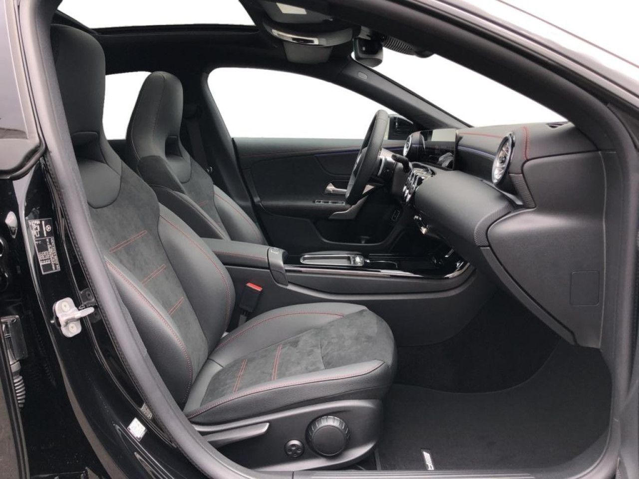 Mercedes-Benz CLA – Bild 3