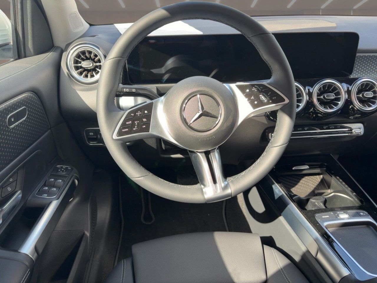Mercedes-Benz GLB – Bild 13