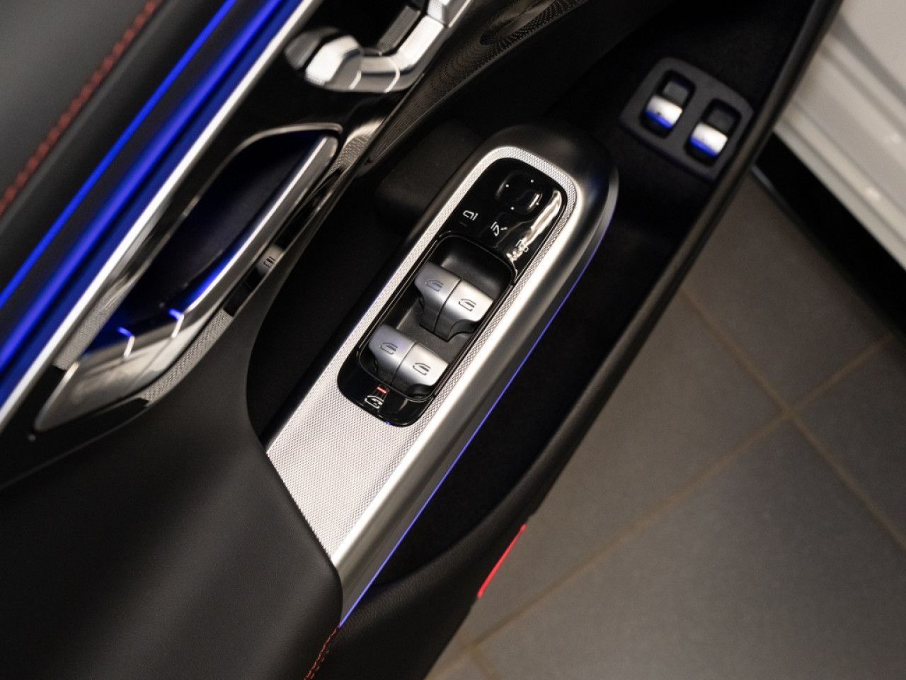 Mercedes-Benz E-Klasse – Bild 17