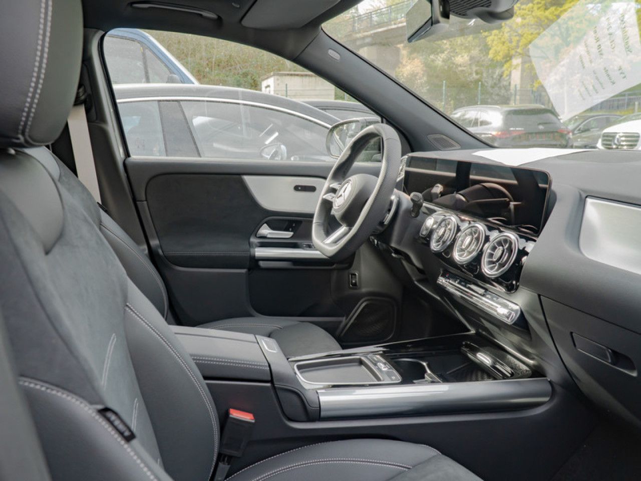 Mercedes-Benz GLA – Bild 8