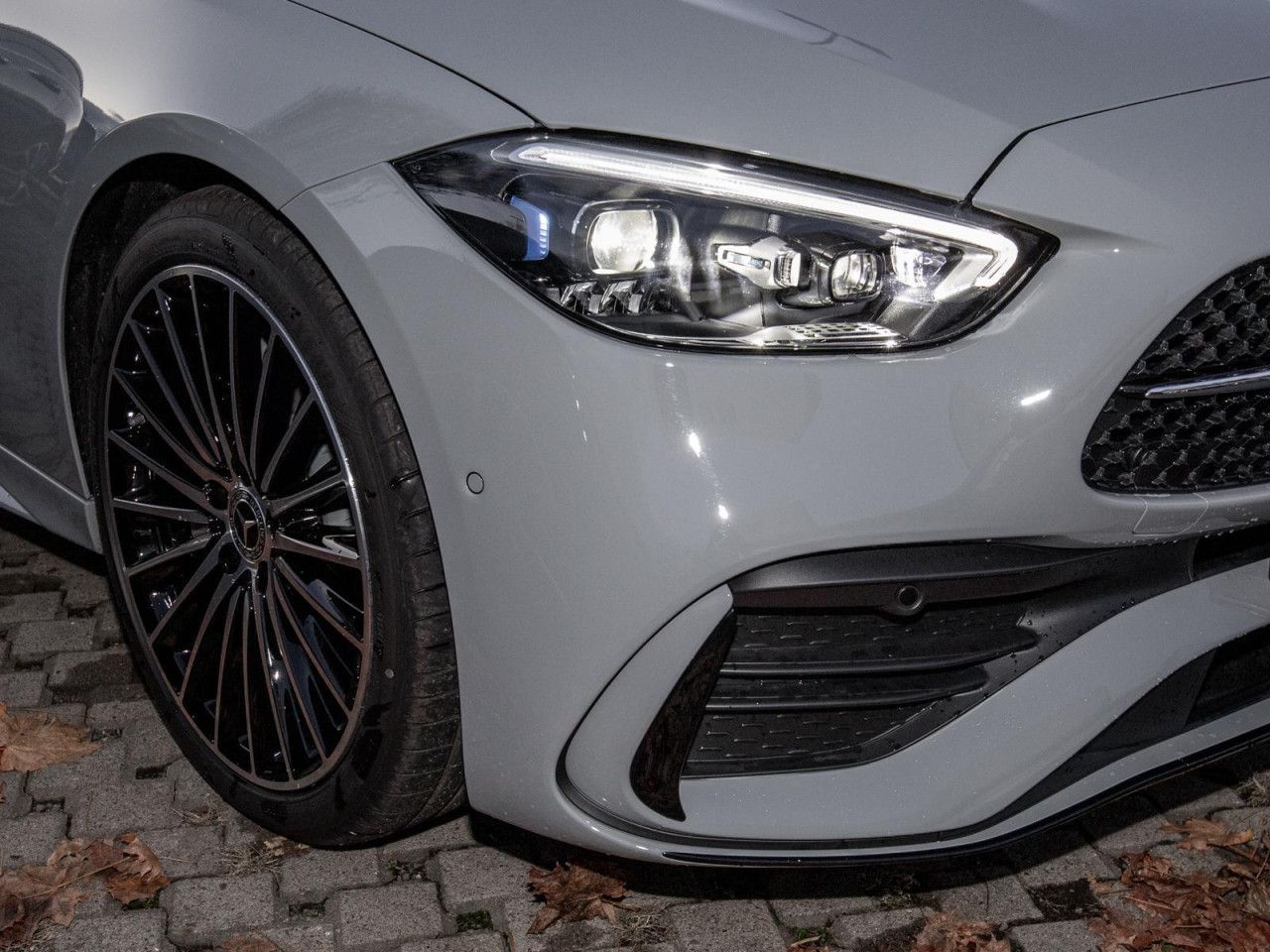 Mercedes-Benz C-Klasse – Bild 2