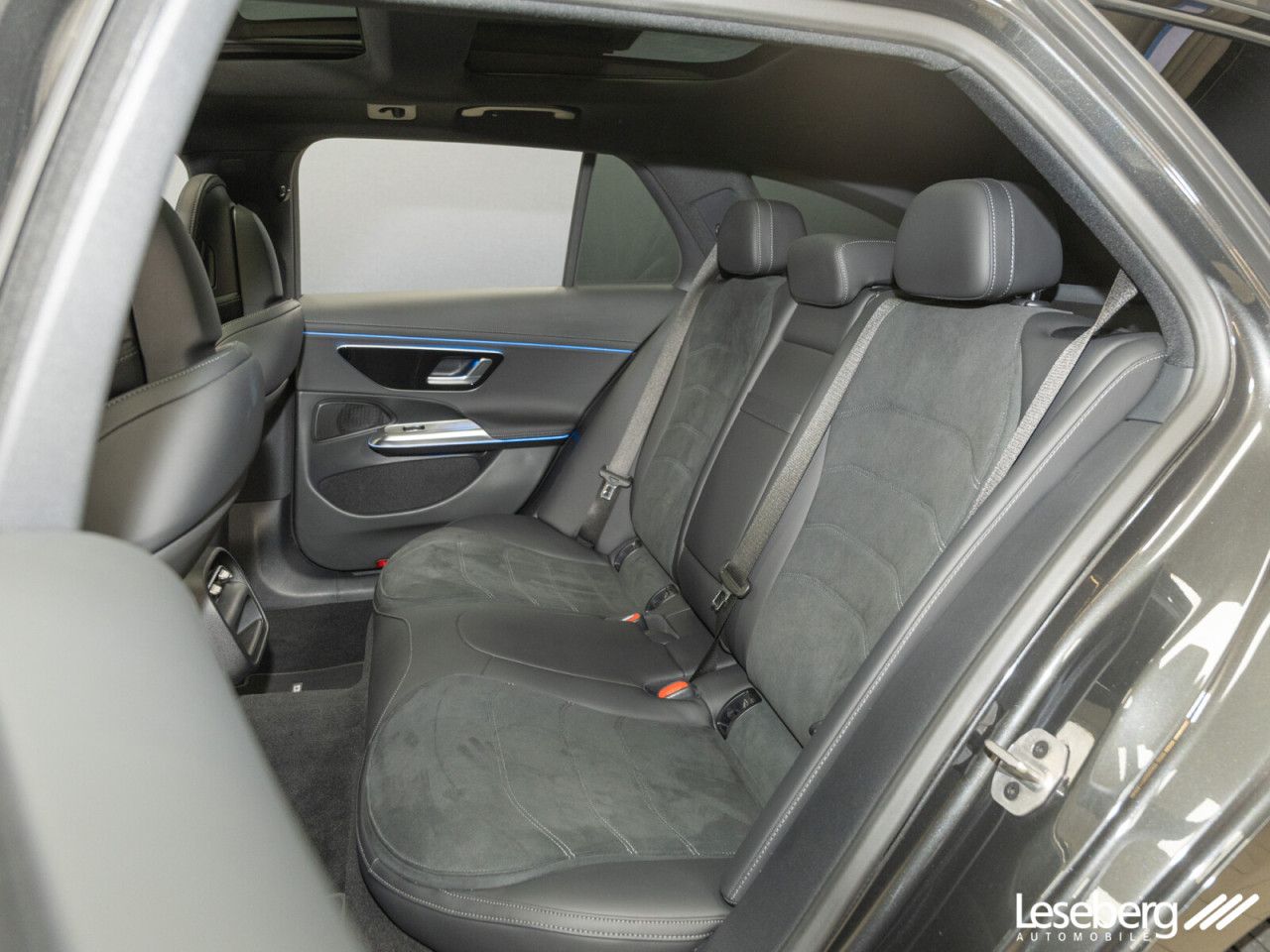 Mercedes-Benz E-Klasse – Bild 15